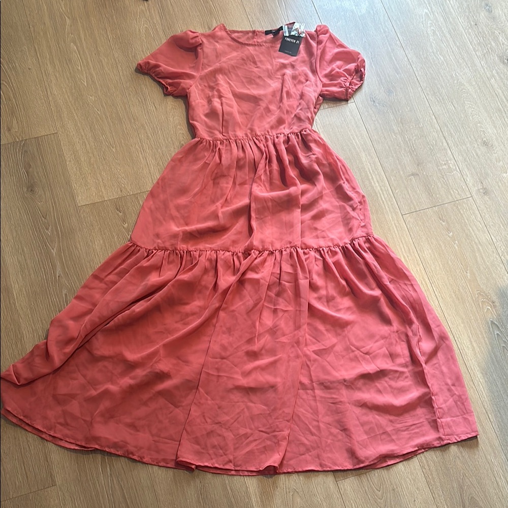 Chic Coral Tiered Dress